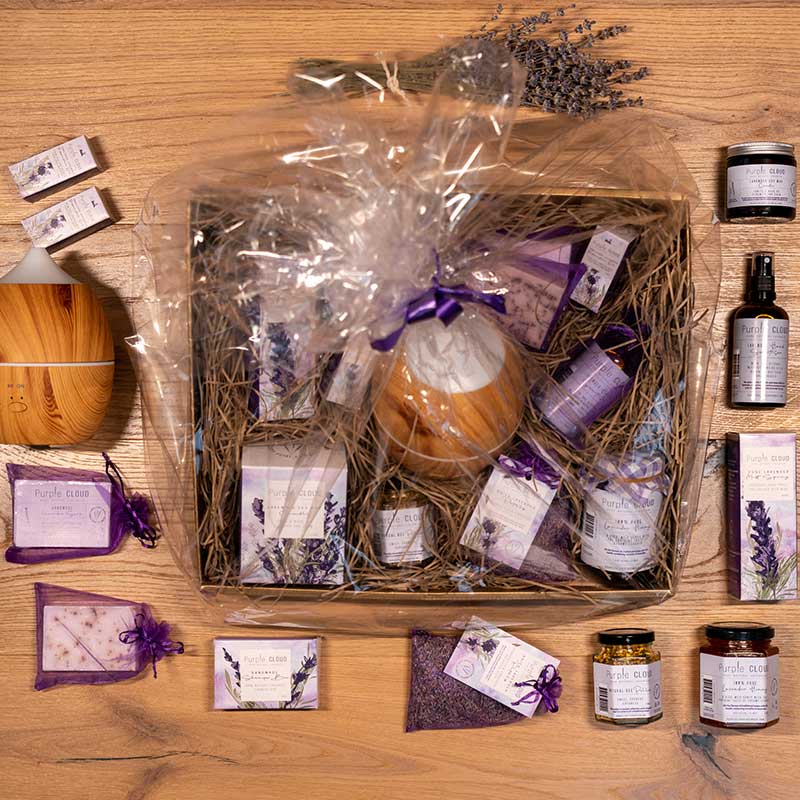 Lavender Super Deluxe Hamper